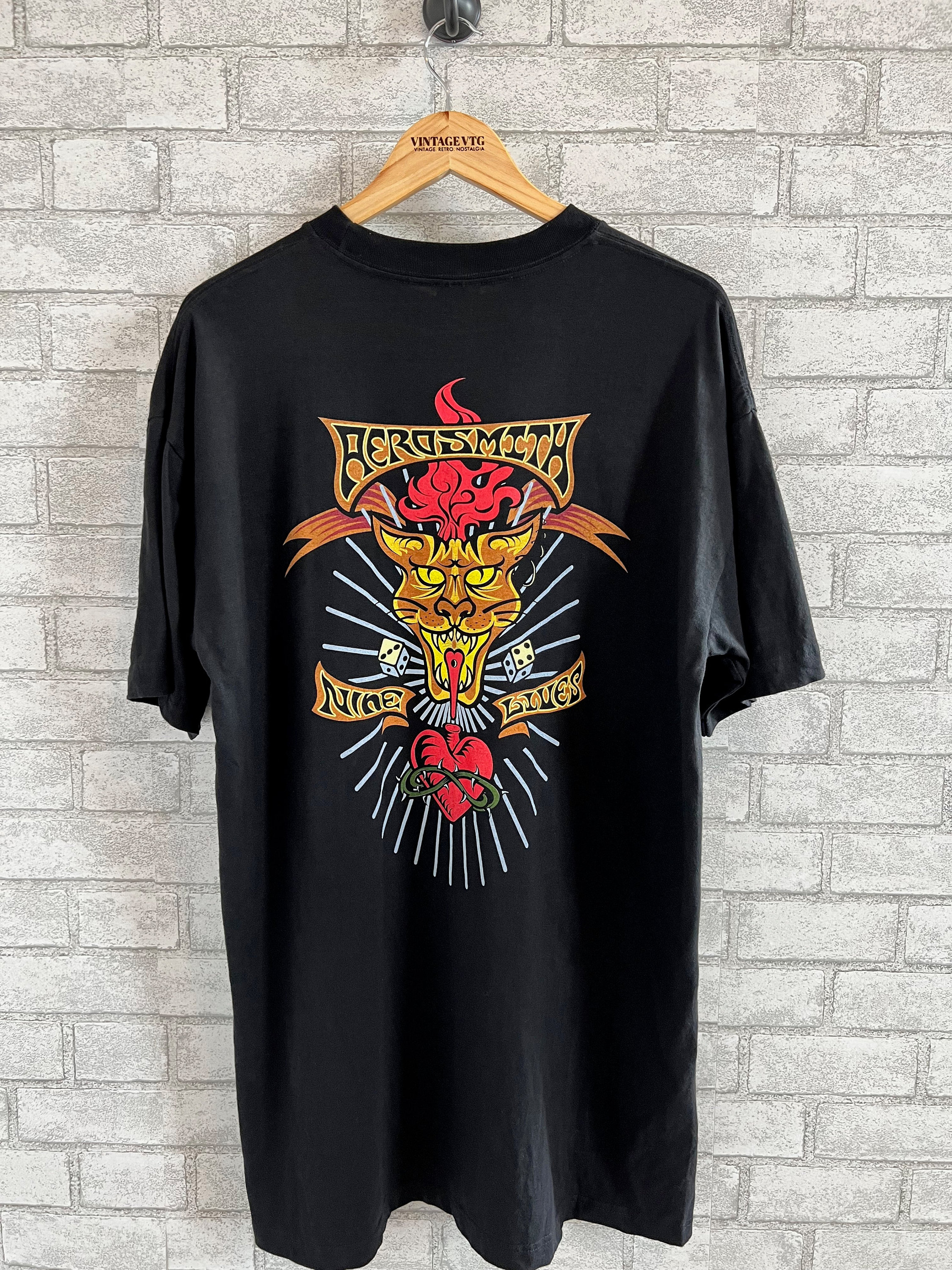 Vintage Aerosmith 1997 Nine Lives Tour T-shirt. Large - Etsy Vintage Aerosmith 1997 Nine Lives Tour T-shirt. Large - Etsy