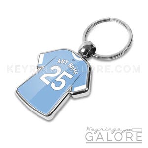 Manchester City keychain, inspired by the new 25-26 shirt, ideal personalised gift image 1