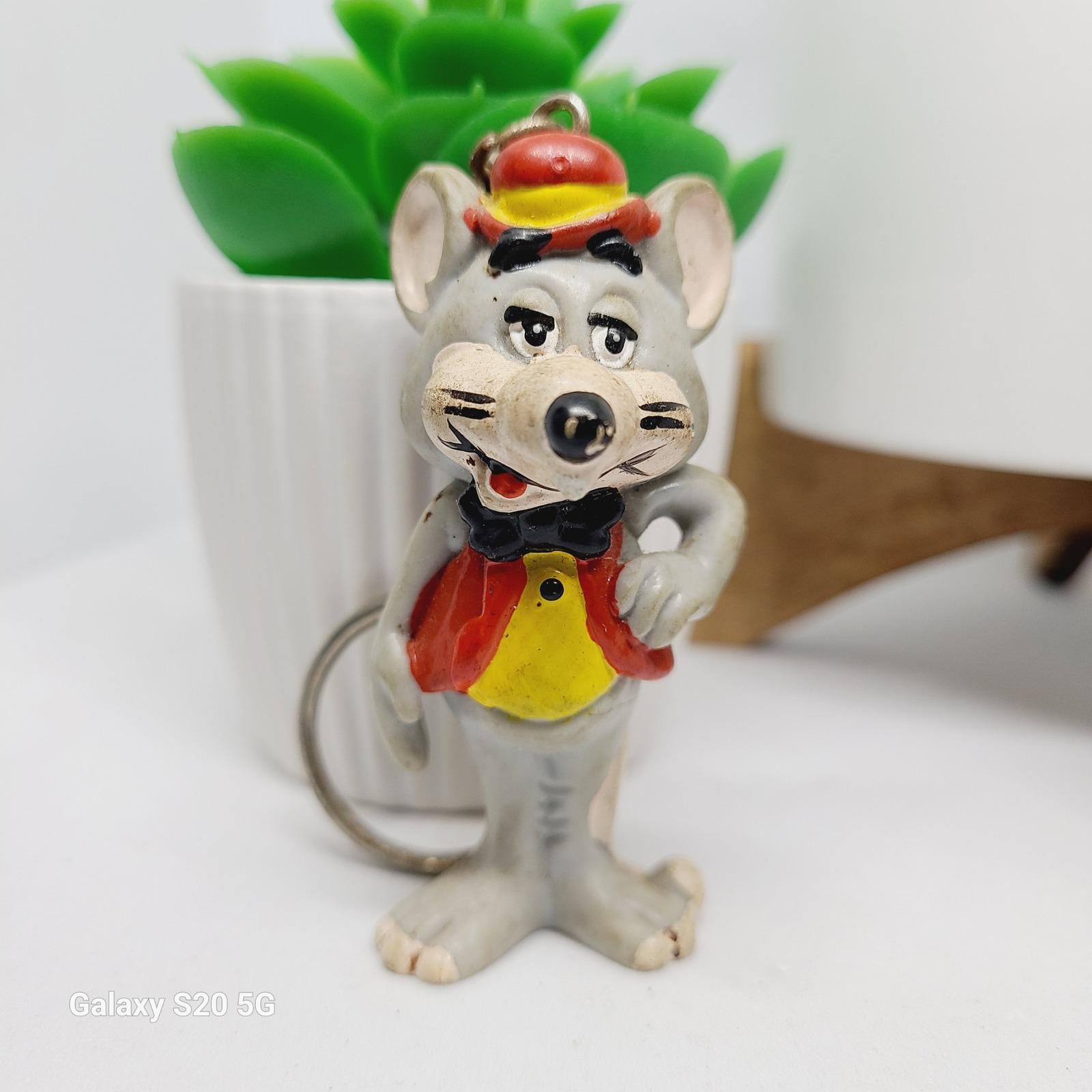 Chuck E Cheese Keychain - Etsy