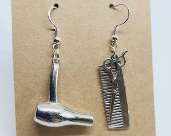 Handcrafted Hairdresser Theme Dangle Drop Earrings Women's Silver Tone NWOT