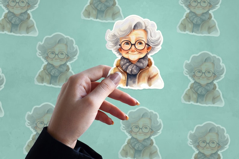 Peut inclure: Un autocollant repr&eacute;sentant une illustration &agrave; l'aquarelle d'une femme &acirc;g&eacute;e souriante aux cheveux gris, portant des lunettes, une veste marron et une &eacute;charpe grise.