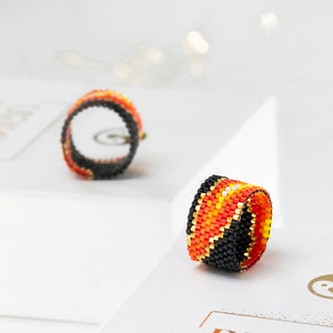 Beaded Volcanic Lava Ring as Seed Bead Ring Pattern - Peyote Ring Beading Pattern, Miyuki Delica Beads, PB-10309 - Vesuvius Collection