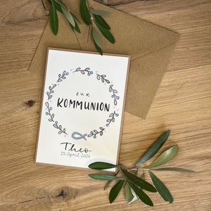 Personalizable folding communion card