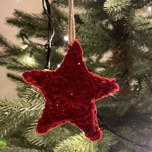 Ensemble de 3 décorations au crochet faites à la main à la main de 3 étoiles de Noël