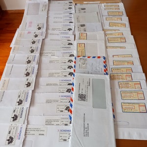 Timbres-poste provenant de machines .Pays : Singapour, Italie, Helvétie, Allemagne, Autriche, Thaïlande, République tchèque
