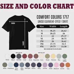 K&ouml;nnte beinhalten: Schwarzes T-Shirt mit einer Gr&ouml;&szlig;en- und Farbtabelle. Die Tabelle enth&auml;lt Ma&szlig;e in Zoll f&uuml;r die Gr&ouml;&szlig;en S bis 4XL. Farboptionen sind Wei&szlig;, Schwarz, Pfeffer und andere Farben. Der Text "COMFORT COLORS 1717 UNISEX GARMENT-DYED T-SHIRT" ist ebenfalls sichtbar.