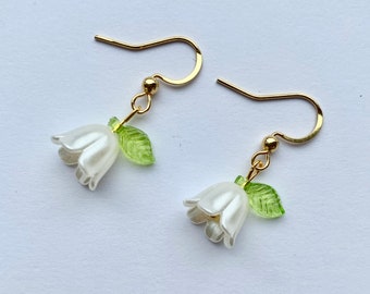 Dainty Flower Dangle Earrings. Lily of the Valley Earrings. Spring Flower Earrings. May Birth Flower. Mother’s Day Gift.