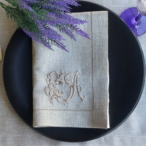 Servilleta de lino de lujo con monograma, servilleta de lino de boda, servilleta de lino personalizada, servilleta de lino con dobladillo, servilleta de cena de lino bordada