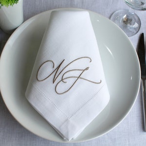 Custom Logo Embroidered Luxury Linen Napkin, Personal Logo Embroidered Linen Napkin, Company Emblem Embroidered Napkin for Company Dinner