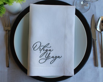 Nombre servilleta de lino bordada, servilleta de cena de lino bordada familiar, servilleta de lino personalizada, servilleta de cena personalizada, regalo de boda