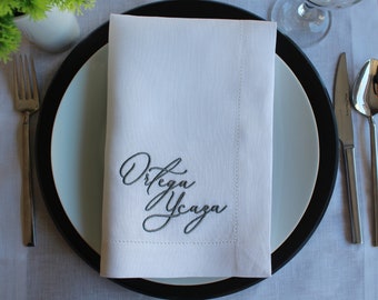 Name Embroidered Linen Napkin, Family Embroidered Linen Dinner Napkin, Customized Linen Napkin, Personalized Dinner Napkin, Wedding Gift