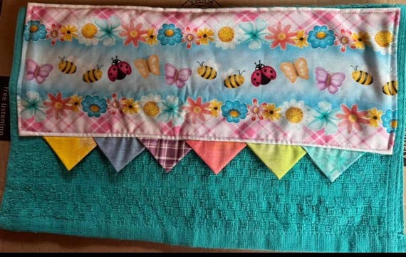 Kitchen Towels. Set of 2.  Bees and Butterflies