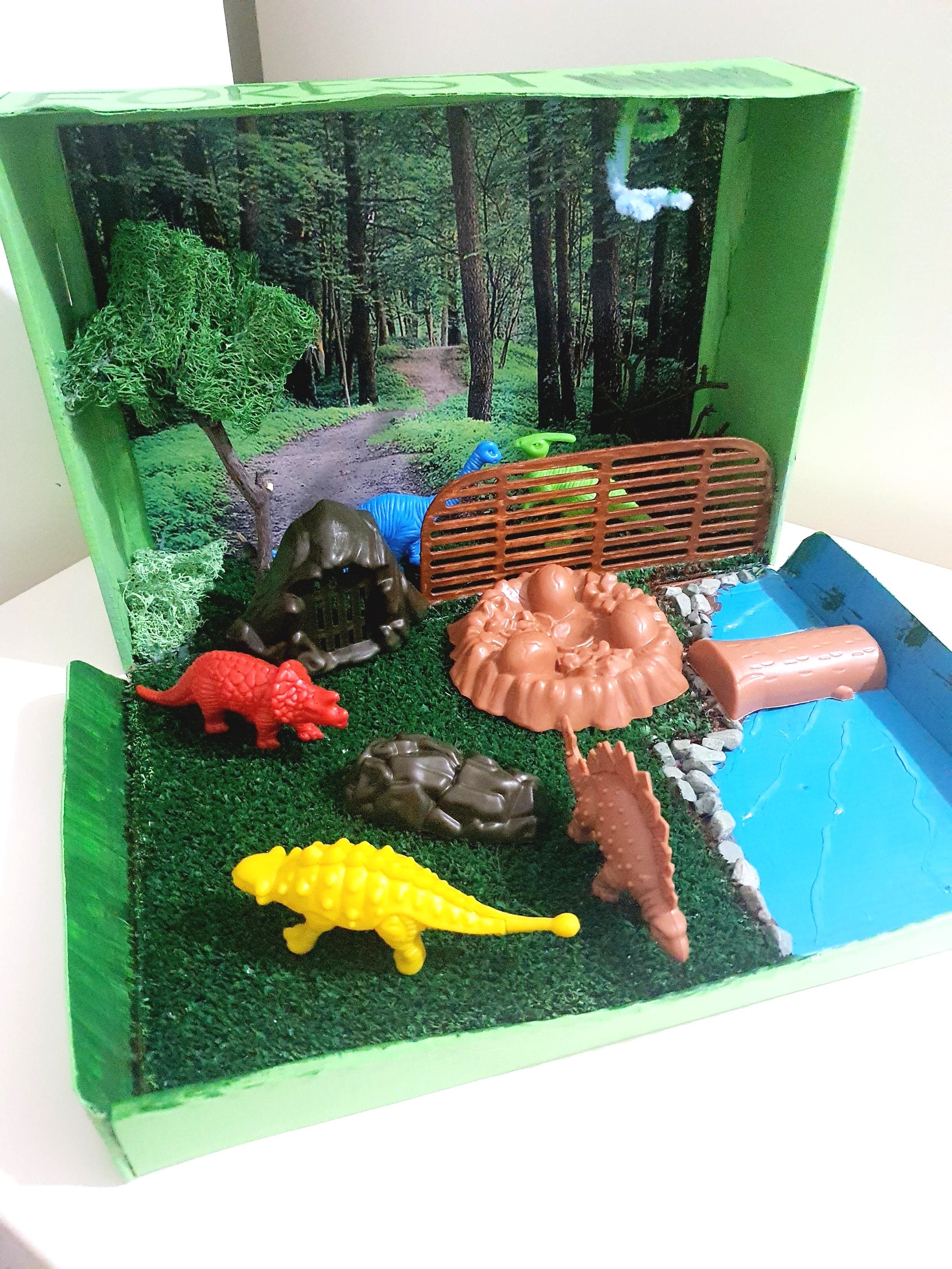 Animal Diorama 