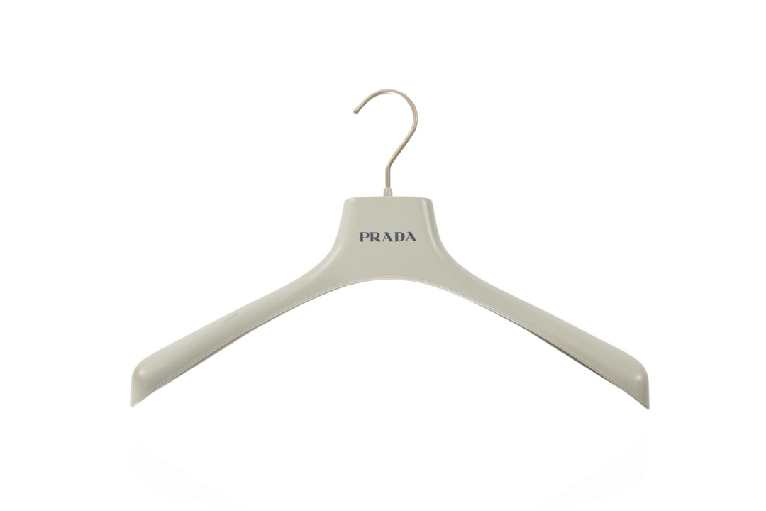 Prada ハンガー　木ハン　プラダ il_1080xN.6005266143_k90f.jpg