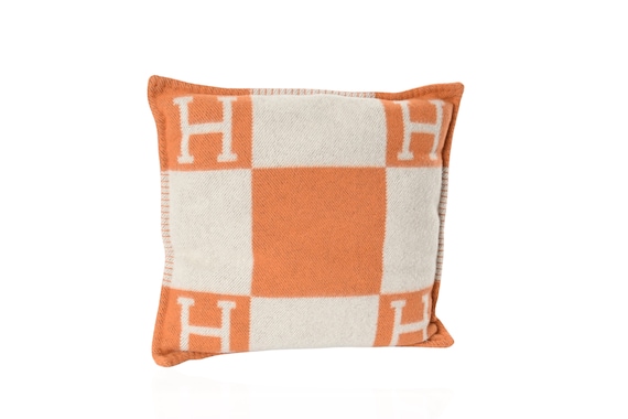 HERMES クッション Hermès Avalon Pillow Merino Wool Cashmere Orange - Etsy