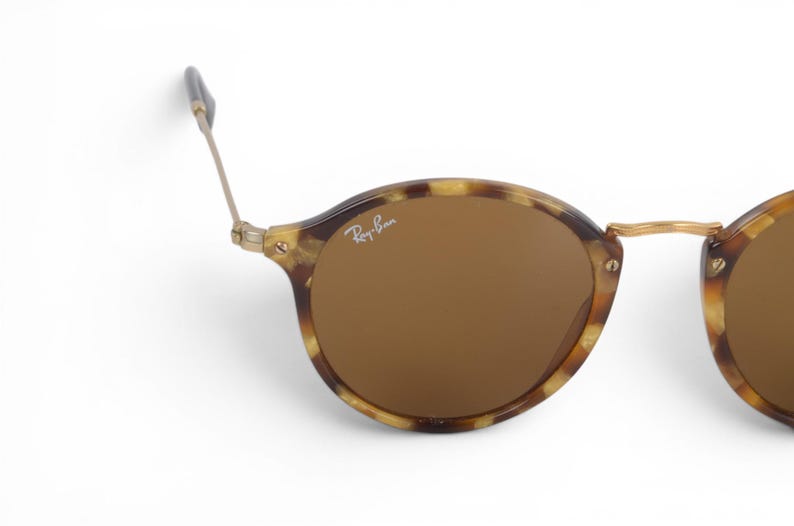 Ray-Ban Round Fleck Unisex Rotondi Marroni RB2447 Solglasögon Glasögon Logotyp Guld Designer Klassisk bild 4
