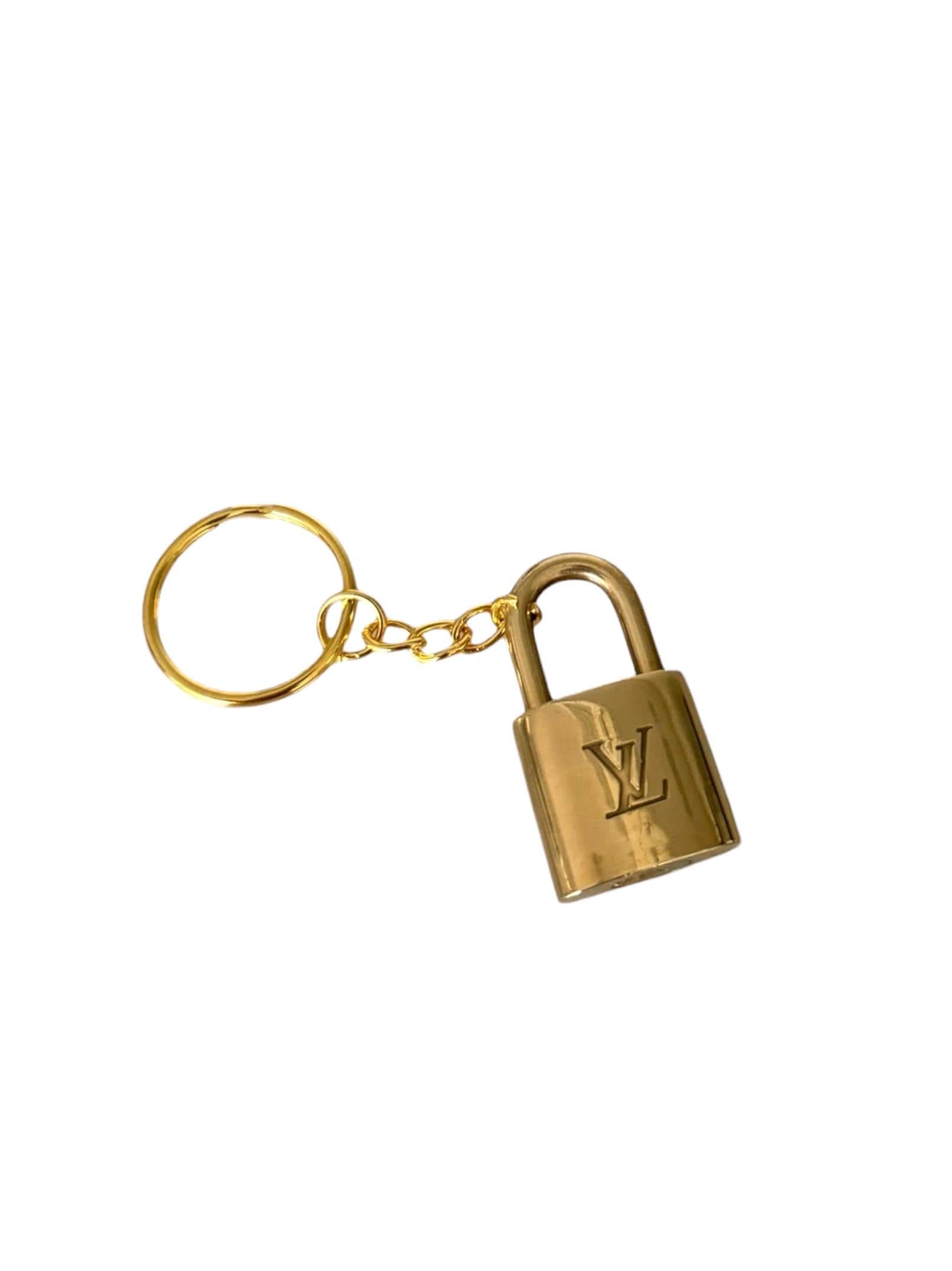 Louis vuitton padlock necklace - Etsy 日本