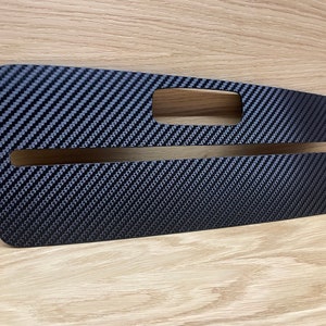 Saab 900 carbon glovebox trim Saab 1978 - 1993 sprawdź to. Idealny wygląd karbonu