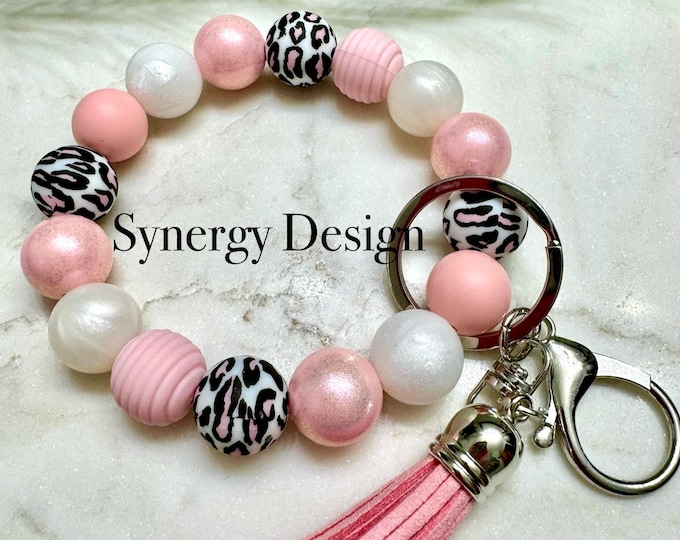 Wristlet keychains- Pink shimmer, pearl and pink leopard design