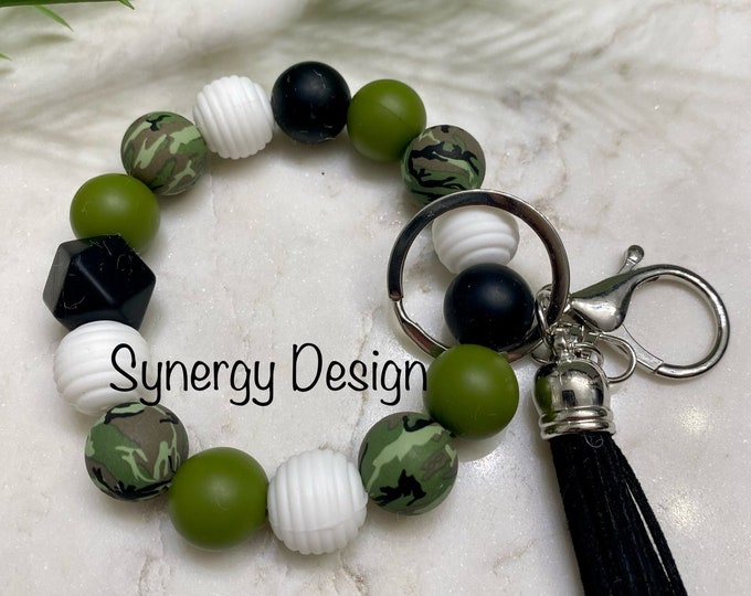 Wristlet Keychain- Camo green design