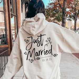 Personalized Just Married Hoodie, Custom Mr and Mrs Shirts, Bride Sweatshirts, Just Married Shirt, Honeymoon Gifts, Bridal Shirt, DP6061