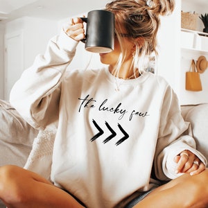 Das glückliche Sie-T-Shirt, Down-syndrom Hoodie, Down-syndrom Monat Sweatshirt, Down-syndrom bewusst shirt, 3 21 shirt, Bewusstseinsgeschenk, DG7964