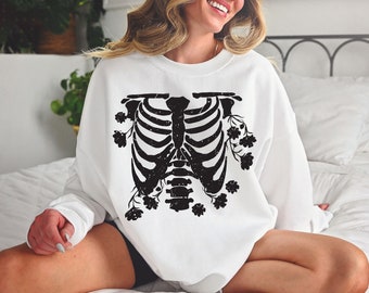 Floral Rib Cage Sweatshirt, Medical Science T-Shirt For Medical Student, Cute Skeleton Rib Cage Hoodie For Women, Skeleton Lover Gift, D8604