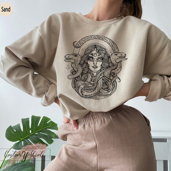 Women's Aesthetic Sweatshirt, Hecate Shirt, Tarot Card Shirt, Hekate Shirt, Spiritual Gifts, Witchy Gifts For Best Friend, Graphic Tee,Y5058