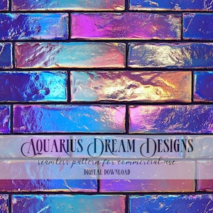 Puede incluir: Patrón sin costuras de ladrillos iridiscentes azules, morados y rosas. El patrón es una descarga digital y es para uso comercial. El texto "AQUARIUS DREAM DESIGNS" está en la parte inferior de la imagen.