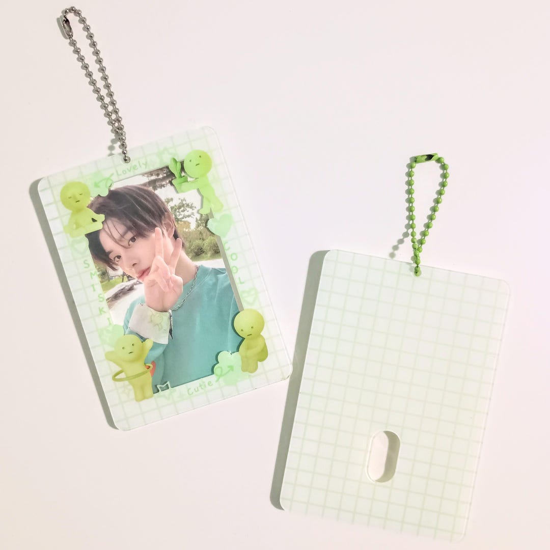 Cute Green Alien Acrylic Photocard Holder - Etsy