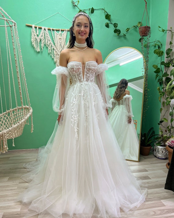 Strapless A-line Floor Length Beads Off The Shoulder Wedding Dress Strapless A-line Floor Length Beads Off The Shoulder Wedding Dress