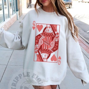 Camiseta de la Reina de Corazones, regalo para el Día de la Madre, camiseta de San Valentín Comfort Colors®, camiseta con gráfico retro bohemio vintage, camiseta feminista, lindo gráfico retro