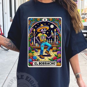 EL Borracho Tarot Karte, lustige mexikanische Chingón, spanische Skelett Trendy Schädel Latein T-Shirt, Das betrunkene Tarot, Witchy Skelett Tarot Karte