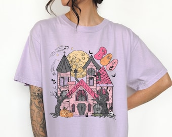 Haunted House Halloween Tshirt, Spooky season Tshirt, Spooky girl Tee, Ghosts Pumpkins Haunted House Tshirt, Trendy Halloween Shirt, Witchy