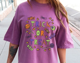 Trick or Treat Candy Halloween Tshirt, Reto Halloween Shirt, Fall Shirt, Trick or Treat Shirt, Happy Halloween Shirt, Halloween Horror Shirt