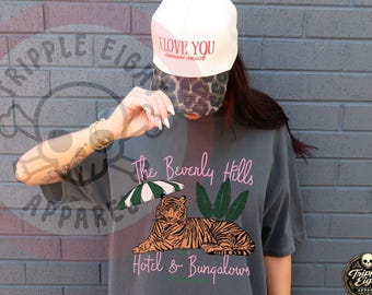 Beverly Hills Retro, Girls Trip, Girls Club, Summer Aesthetic Bachelorette Travel Vacay Mode Tshirt, Comfort Colors