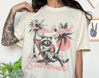 Vild flicka sommar opossum t-shirt, rolig meme trash panda t-shirt, vild skjorta, cowgirl skjorta, western skjorta, rodeo skjorta, rolig skjorta