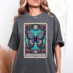 Antisoziale Schmetterling Tshirt, Antisoziale Tshirt, Antisoziale Tshirt, Mental Gesundheit Shirt, Komfort Farben, Tarot Karte Tshirt
