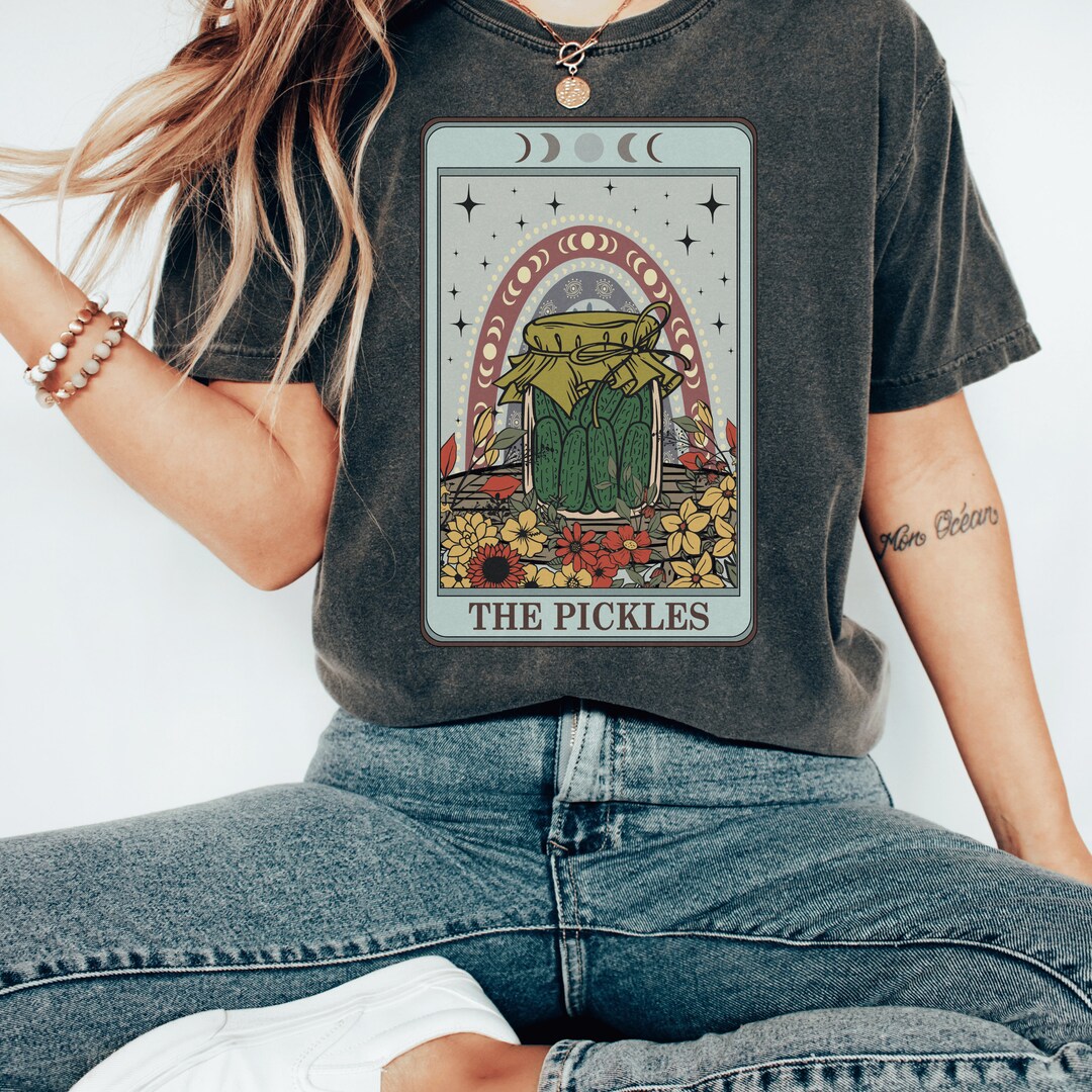 Funny Pickle Jar Graphic T-Shirt For Women - Vintage Style Novelty Tee For Pickle Lovers, Short Sleeve Casual Top