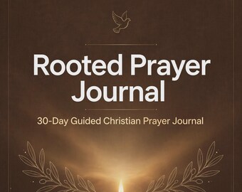 Op de afbeelding: Een bruine omslag van een gebedsdagboek met de tekst Rooted Prayer Journal en 30-Day Guided Christian Prayer Journal. Het ontwerp bevat een witte lijntekening van een duif bovenaan en een brandende kaars onderaan met olijftakken.