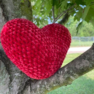 Velvet Heart Plushie, Crochet Amigurumi, Red Heart