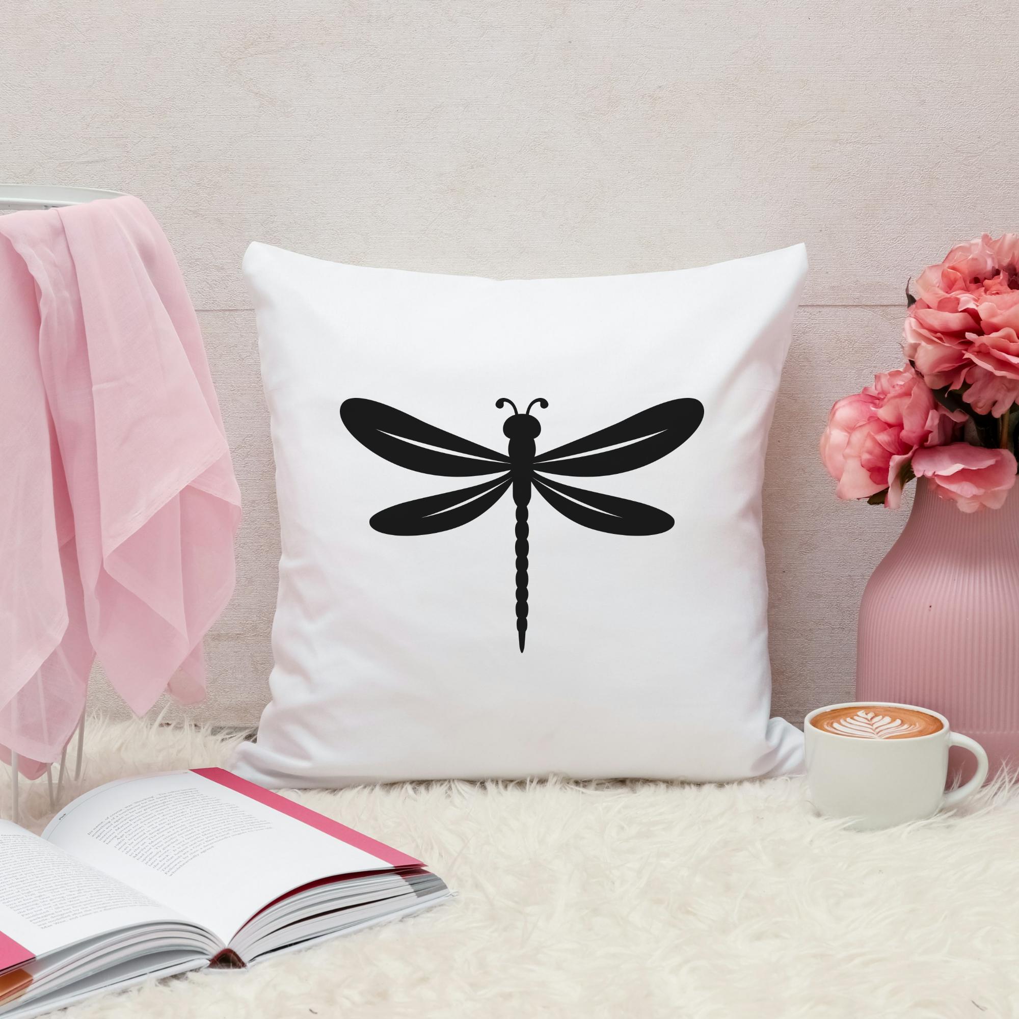 Dragonfly SVG and PNG: Elegant Insect Silhouette for Cricut Projects ...