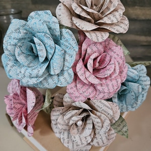 Book page paper flowers handmade to order with custom colors!  Quantity 6 stemmed flowers with leaves and bendable stems