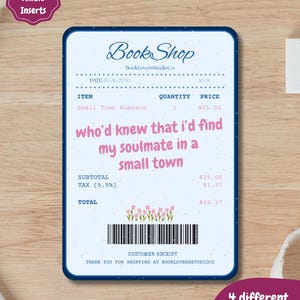 Op de afbeelding: Een afdrukbare Kindle-inzet met een klantbonontwerp van Book Shop. De bon toont "Small Town Romance" voor €25,00, met de quote "who'd knew that I'd find my soulmate in a small town". Inclusief 4 verschillende formaten.