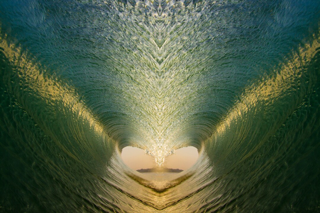 Heart of the Ocean: Heart-shaped Wave | Digital Print Download |home ...
