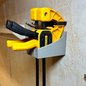 DeWalt Trigger Clamp Rack – SMALL | 3D-Printed Wall Clamp Organizer