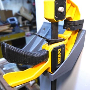 DeWalt Trigger Clamp Rack – LARGE | 3D-Printed Wall Mount Clamp Organizer