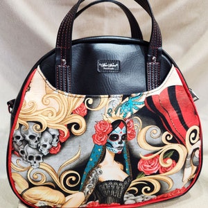 Los Muertos Gothic Pinup Large Bowler Handbag