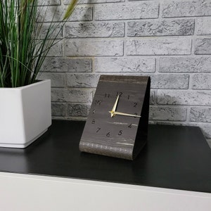 Elegante Tischuhr Vol. 1 aus Holz Stummes Uhrwerk Neuheit Geschenkidee Modern Wohnzimmer Deko Zeiger in Gold Silber Schwarz Bild 4