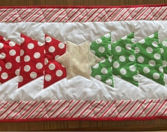 Quilted Table Runner, Christmas, Holiday Table Runner, Christmas Tree Table Topper, Farmhouse Table Decor, Home Decor